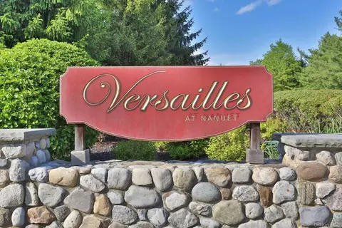 91 Alexander Ct, Clarkstown, NY 10954