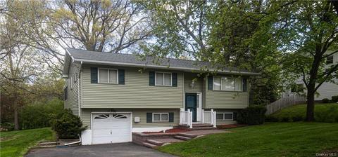 18 Park Dr, Chester, NY 10918