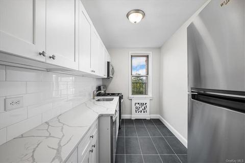 5635 Netherland Ave #6D, Bronx, NY 10471