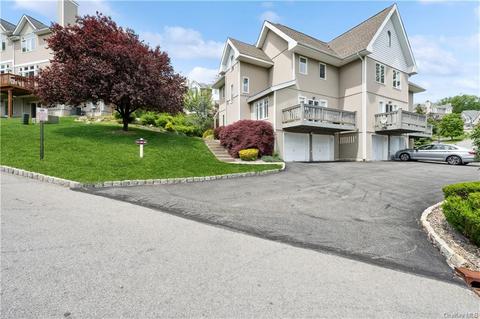 98 Corbin Hill Rd, Highlands, NY 10922