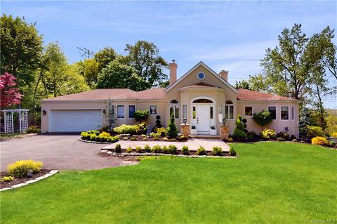 12 Knolltop Rd, Greenburgh, NY 10523