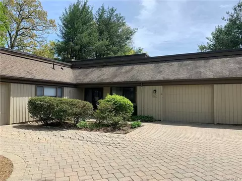 68 Heritage Hls #C, Somers, NY 10589