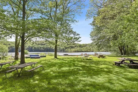 112 Wixon Pond Rd, Mahopac, NY 10541