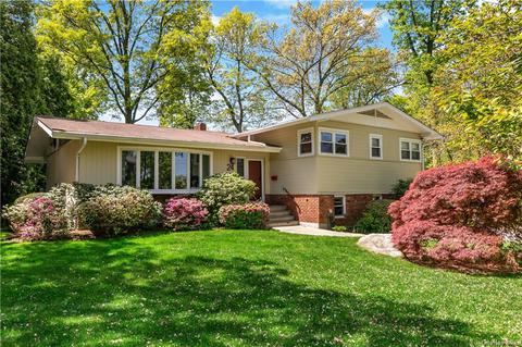 24 Andrea Ln, Greenburgh, NY 10583