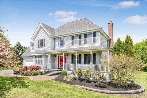 3 Breezeway Ln, Goshen, NY 10924