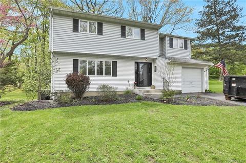 167 Violet Dr, Orangetown, NY 10965