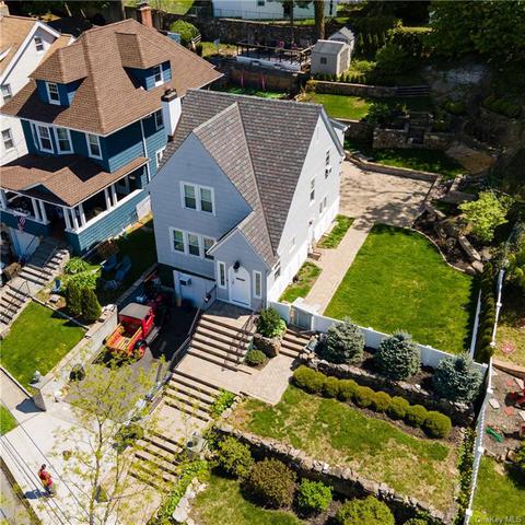 41 Halcyon Ter, New Rochelle, NY 10801