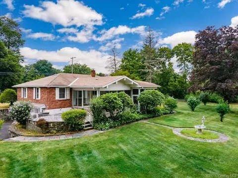 2192 State Route 300, Newburgh, NY 12589