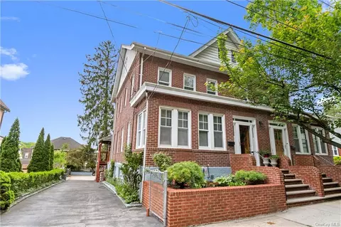97 Hillview Ave, Yonkers, NY 10704