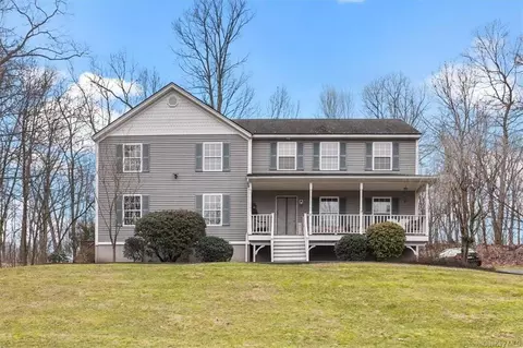 77 Brewer Rd, Newburgh, NY 12550