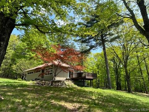 336 Upper Mountain Rd, Shawangunk, NY 12566