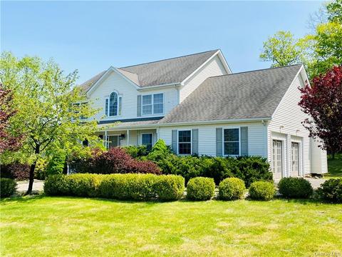 32 Highland View Pl, Middletown, NY 10940
