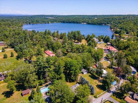 11 Richards Ave, Thompson, NY 12701