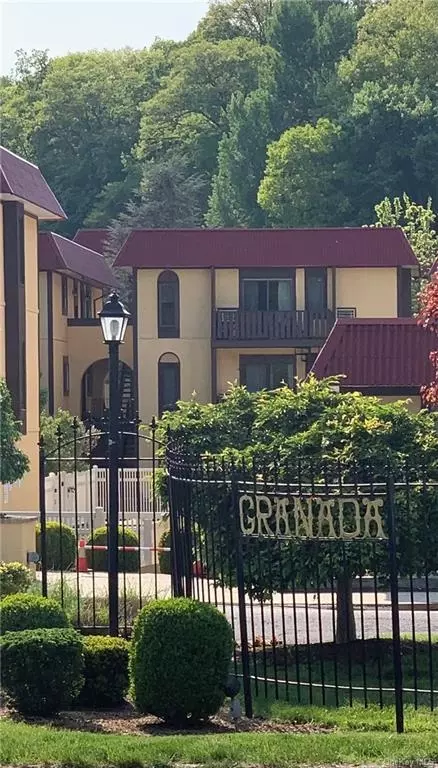 9 Granada Cres #9, Greenburgh, NY 10603