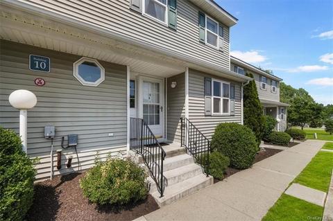 99 Boniface Dr #10B, Crawford, NY 12566