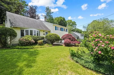 89 Joyce Rd, Greenburgh, NY 10530