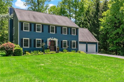 5 Benjamin Ln, Cortlandt, NY 10567
