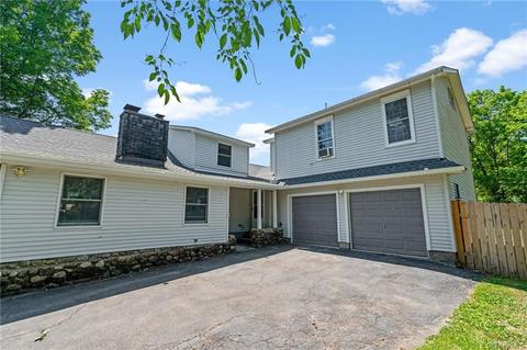 146 Brookline Ave, Wallkill, NY 10940