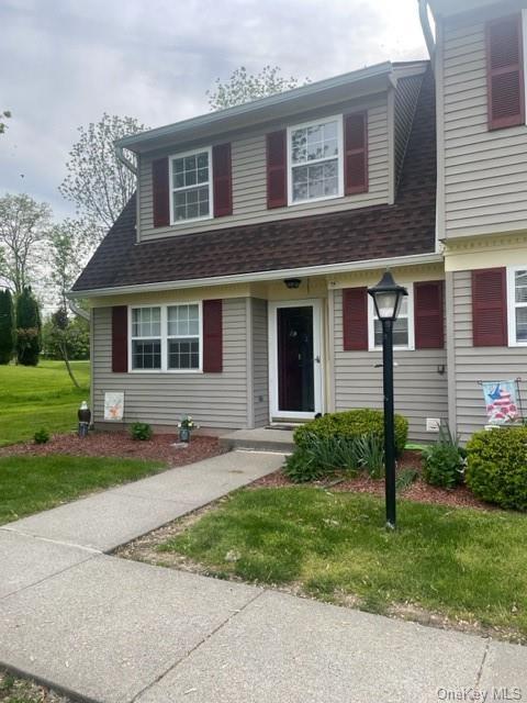 4 Autumn Leaf Ct, Montgomery, NY 12549
