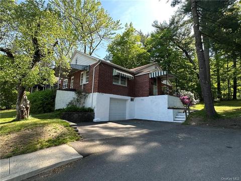 2 Ida Ln, Ellenville, NY 12428
