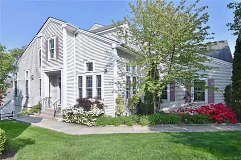 59 High Point Cir, Rye, NY 10573