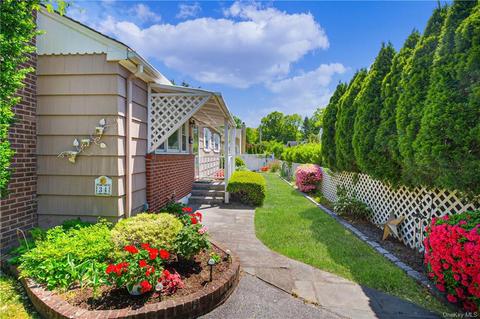 34 Astor Ave, Mount Pleasant, NY 10532
