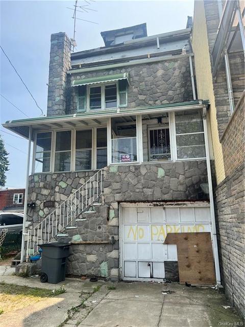 2950 Dewitt Pl, Bronx, NY 10469