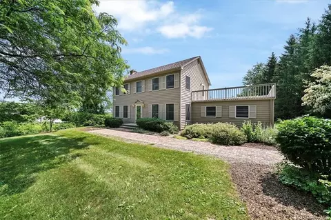 446 Riley Rd, New Windsor, NY 12553