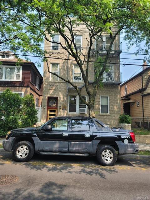 4314 Digney Ave, Bronx, NY 10466