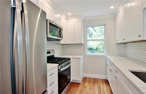 79 Avon Cir #A, Rye, NY 10573