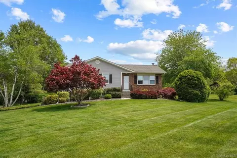 355 Hillside Lake Rd, Wappingers Falls, NY 12590