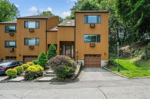 21 Robin Ln, Cortlandt, NY 10520