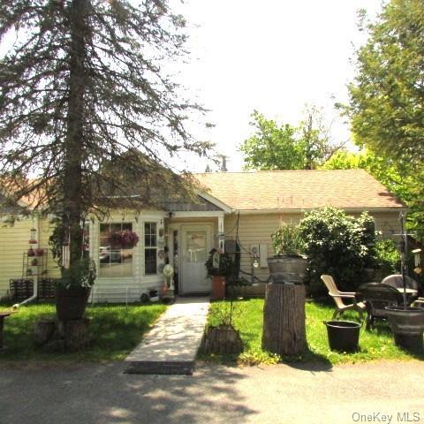 151 Hidden Ridge Dr, Thompson, NY 12701