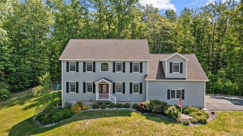 30 Jupiter Dr, Modena, NY 12548