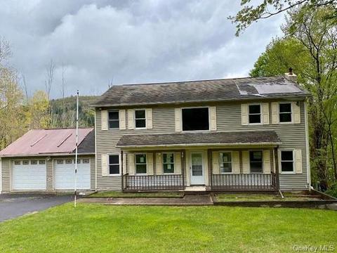 36 Westwood Ave, Ellenville, NY 12428