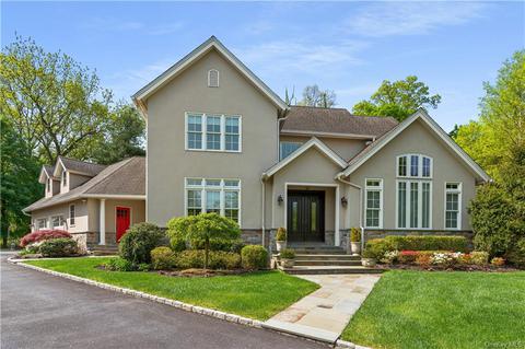 4 Nikki Dr, White Plains, NY 10605