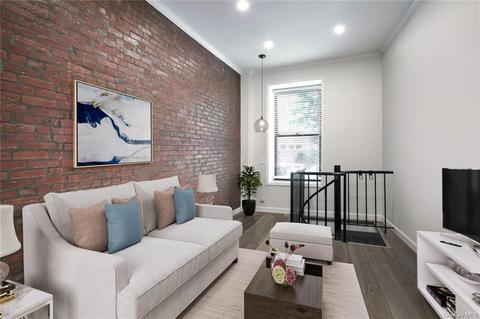 333 E 92nd St #1A, New York, NY 10128