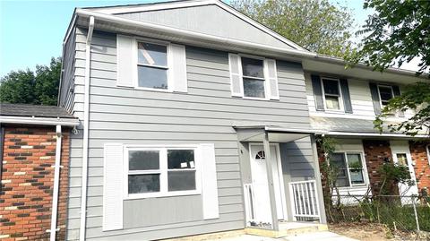2 Palmer Ct, Maybrook, NY 12543
