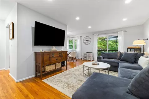 84 Demarest Ave #19, Clarkstown, NY 10994