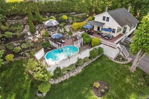 76 Ivy Hill Rd, Mahopac, NY 10541