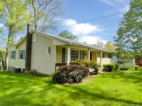 28 Yankee Maid Ln, Goshen, NY 10924