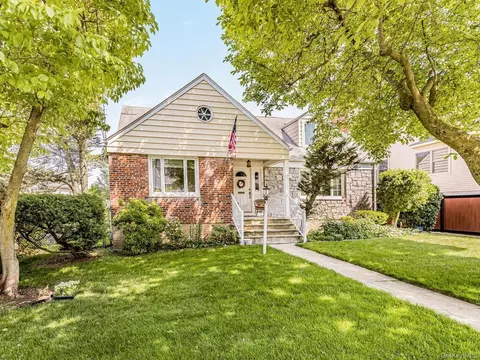 171 Aka 113 Hunter Ave, Yonkers, NY 10704