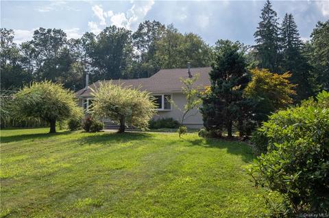 272 Ackertown Rd, Ramapo, NY 10952