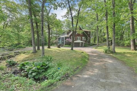 433 Rye Hill Rd, Monroe, NY 10950