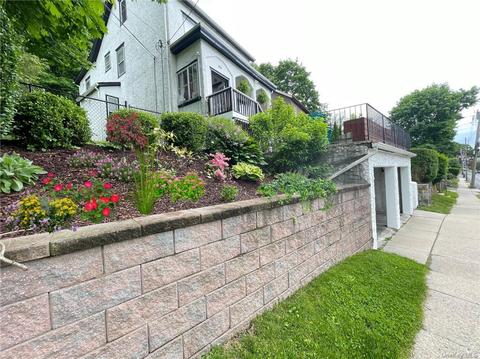 66 Dale Ave, Ossining, NY 10562