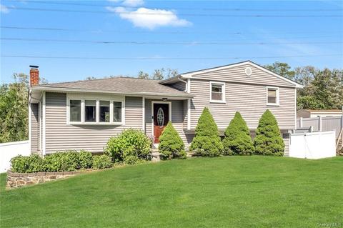 79 Parkview Rd, Greenburgh, NY 10523