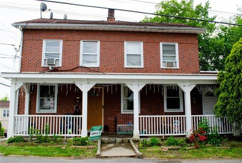 13 Hoyt St, Southeast, NY 10509