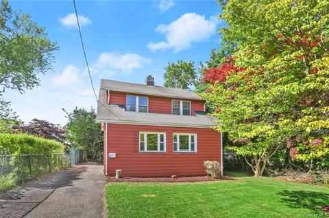 68 Indian Rd, Rye, NY 10573