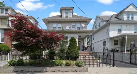 9 Jackson St, New Rochelle, NY 10801