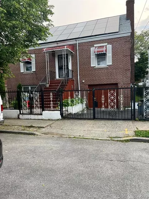3955 Monticello Ave, Bronx, NY 10466